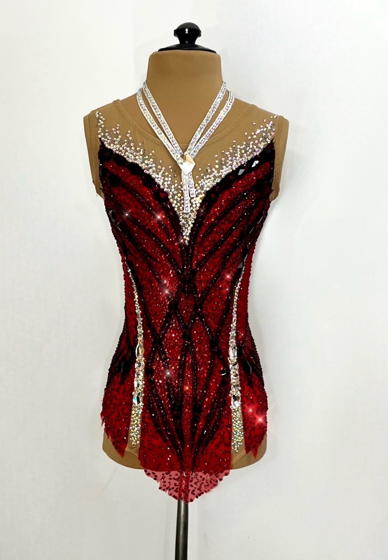 Модель "Scarlet grace"